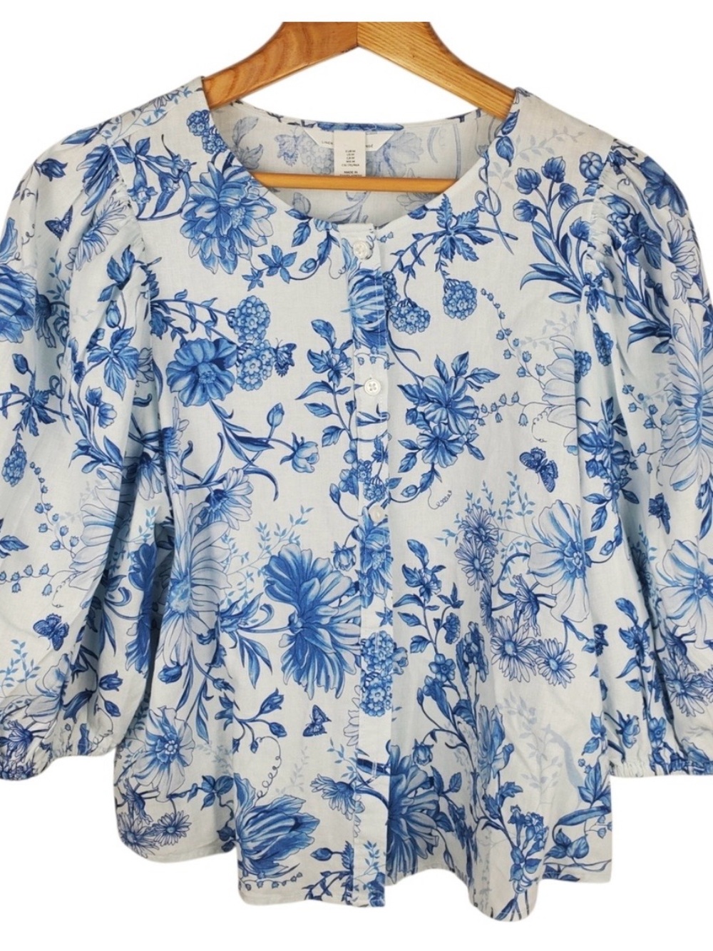 H&M White and Blue Floral Linen-Blend Button Top